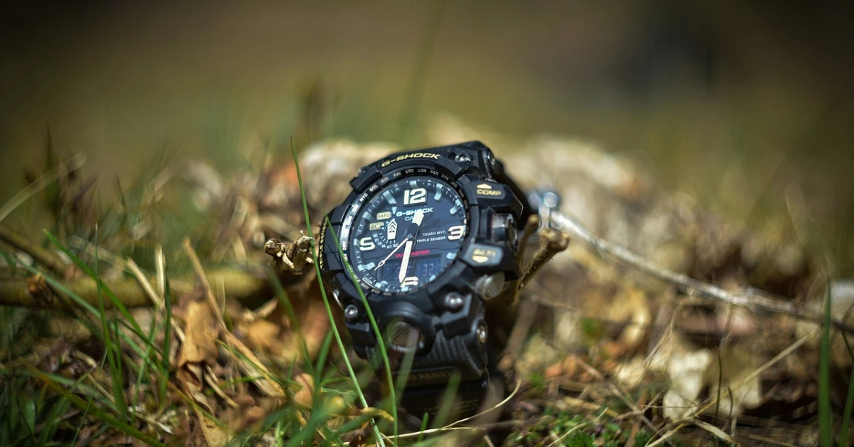 Luxury Military Watches: Combining Ruggedness with Elegance 2024